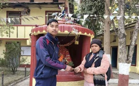 शान्ति निकेतनका विद्यार्थीद्वारा खाजा खर्च कटाएर बिरामिलाई आर्थिक सहयोग